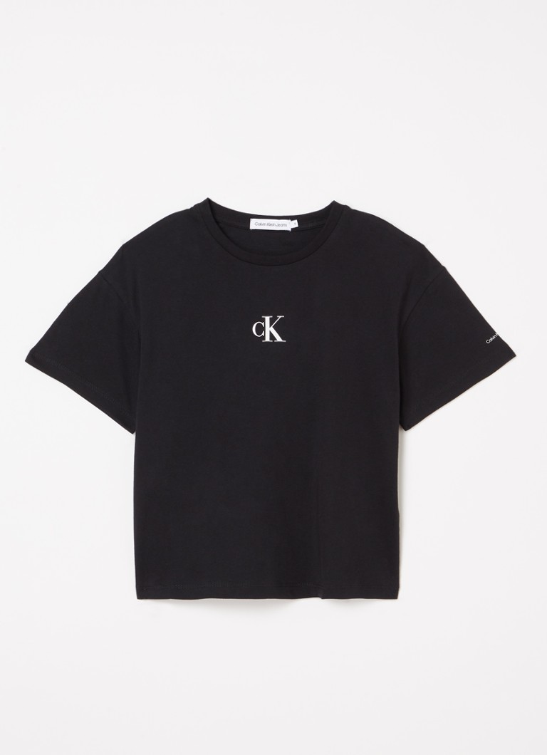 Camiseta Calvin Klein com logotipo