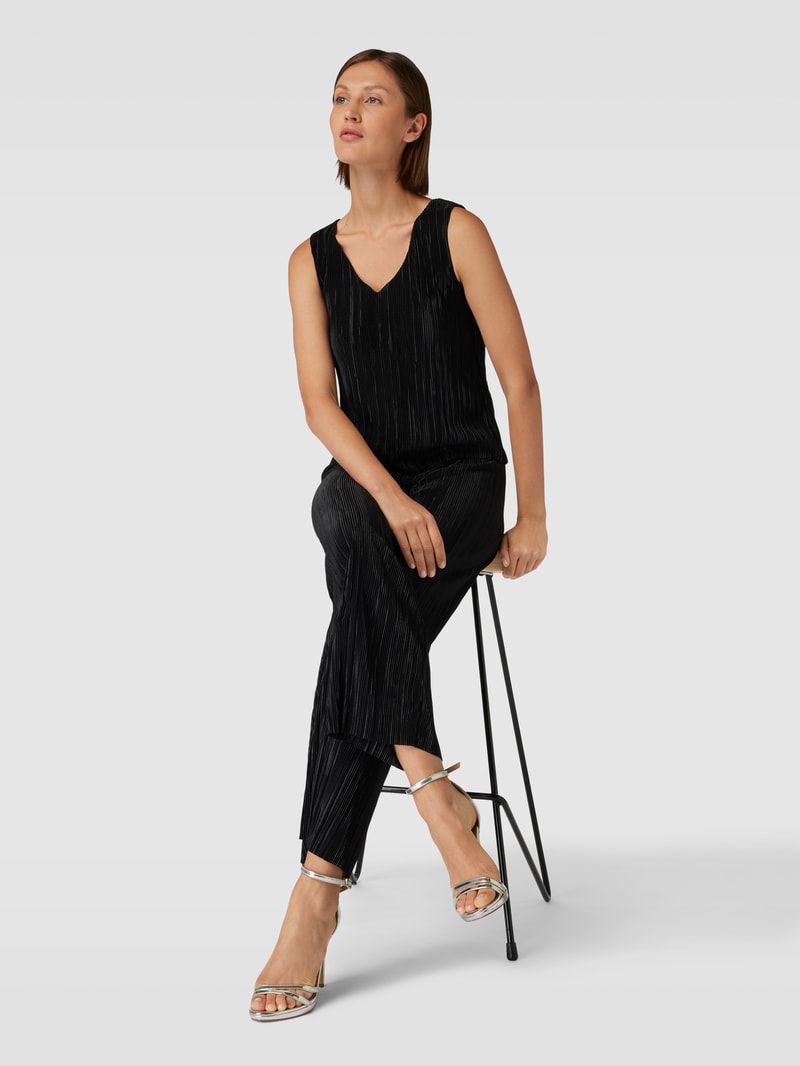 Jumpsuit mit Plisseefalten in schwarz