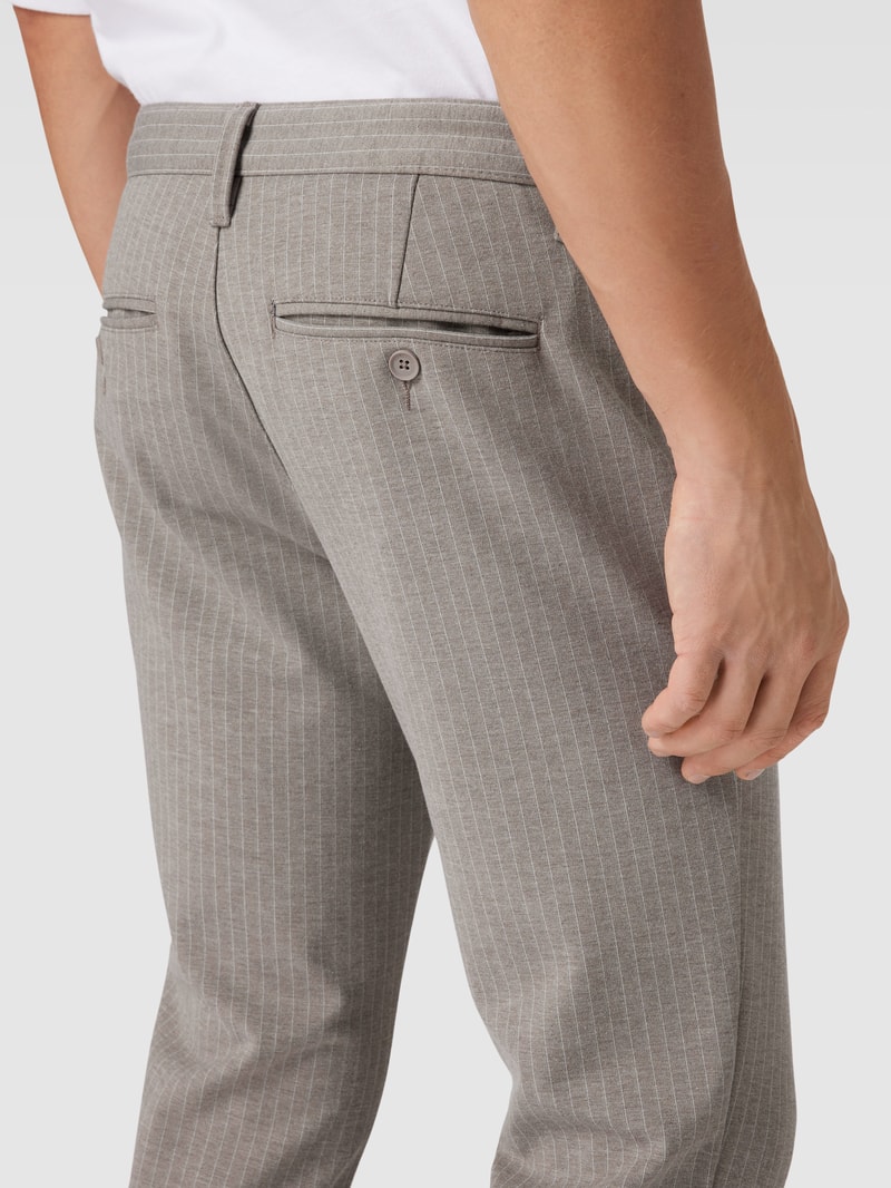 Stoffhose mit Nadelstreifen Modell 'MARK' in mittelbraun