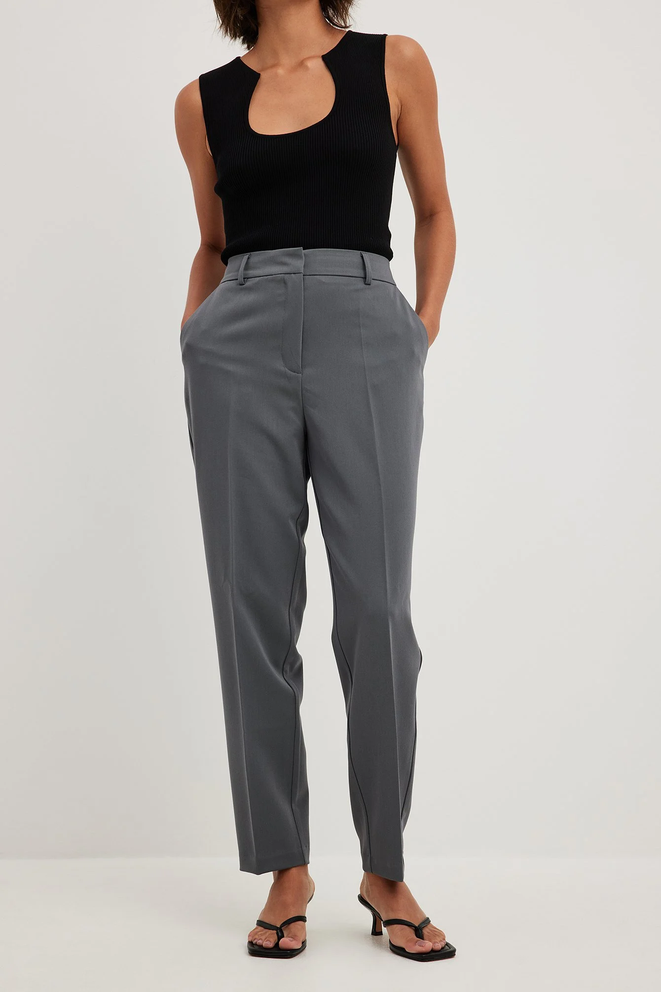 Gerade cropped Anzughose mit hoher Taille