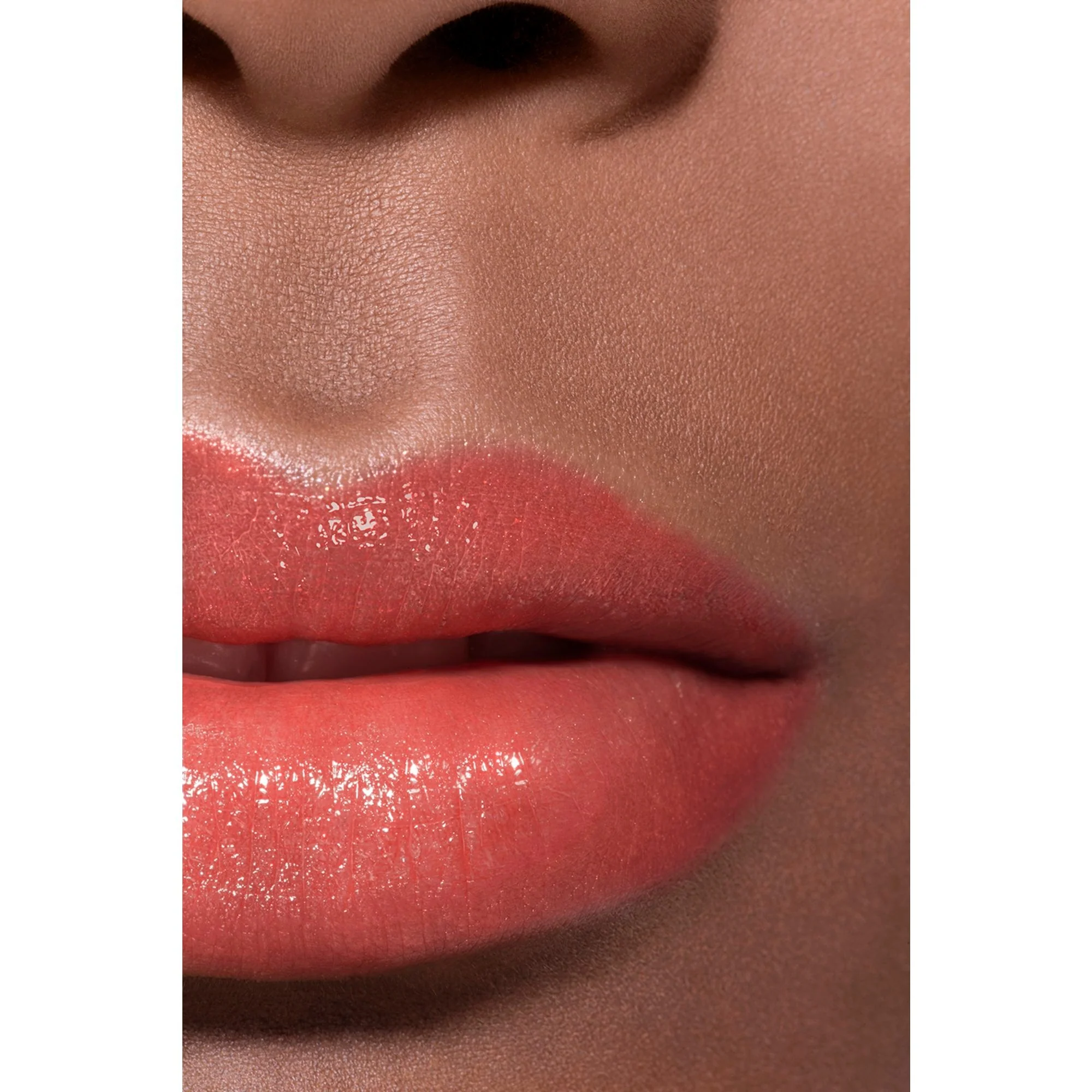 ROUGE COCO BAUME - BÁLSAMO HIDRATANTE CON COLOR, INTENSIDAD PERSONALIZADA, PARA LABIOS MÁS HERMOSOS DÍA TRAS DÍA