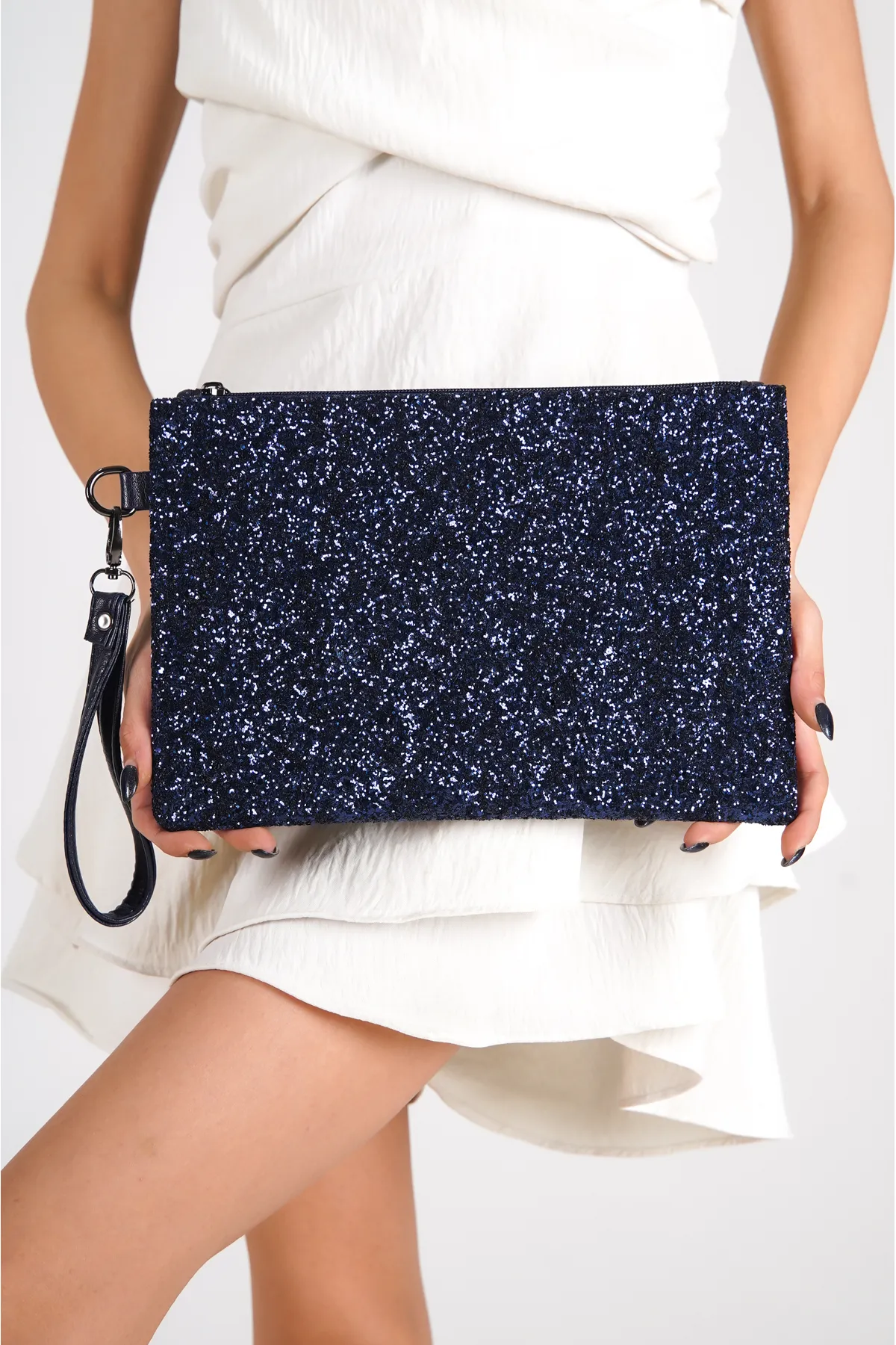 Capone Outfitters  Capone Paillettenbesetzte Paris 275 Marineblaue Damen-Clutch
