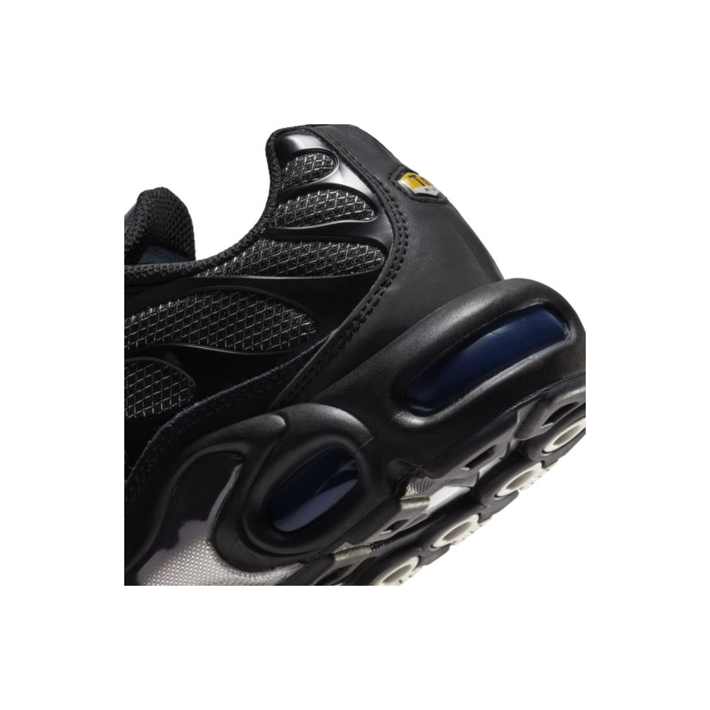 Nike Air Max Plus Wmns DQ0850-001 / schwarz