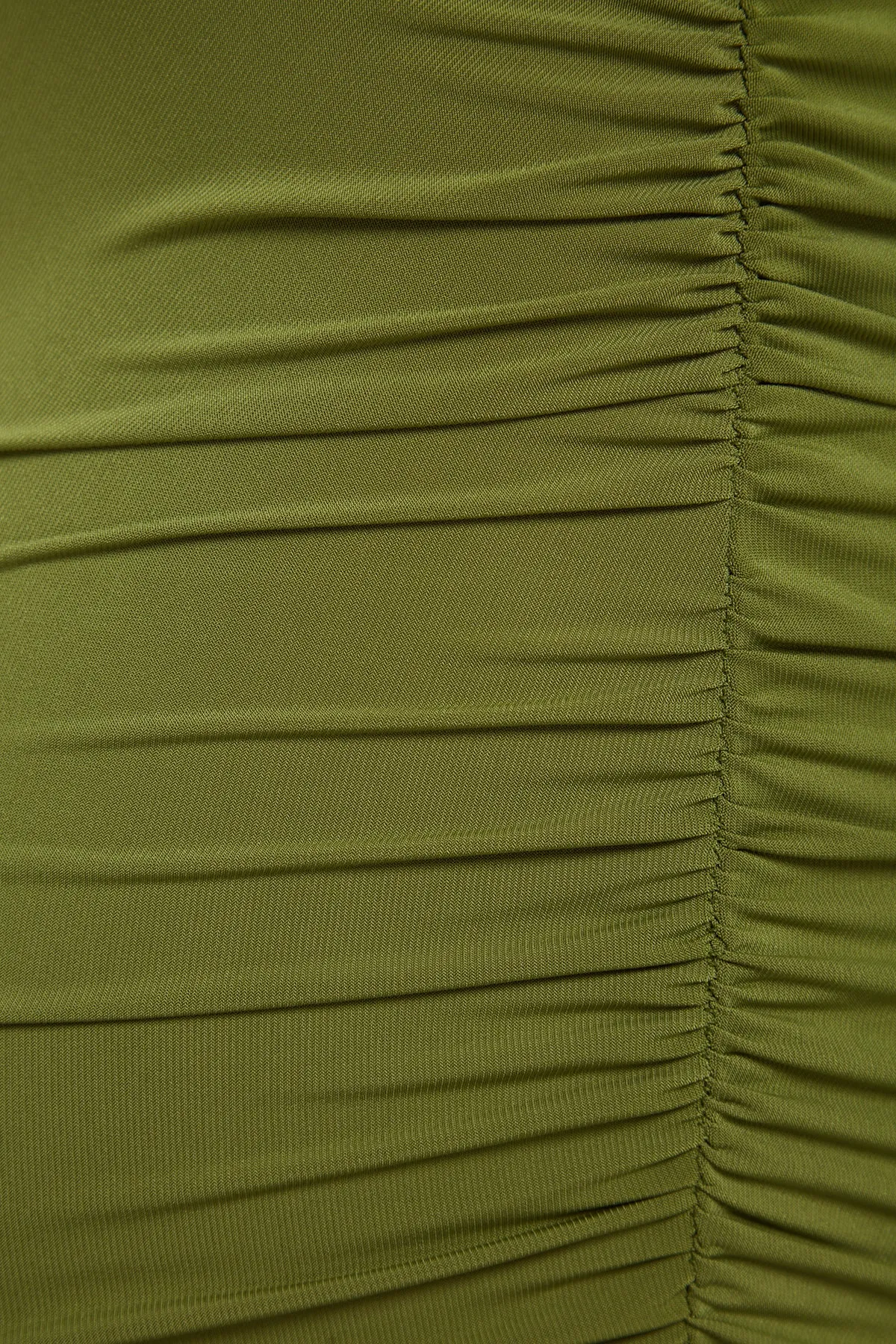 Trendyol Collection  Grünes tailliertes/figurbetontes Midi-Bleistiftkleid aus flexiblem Strick mit Raffung TWOSS23EL00751