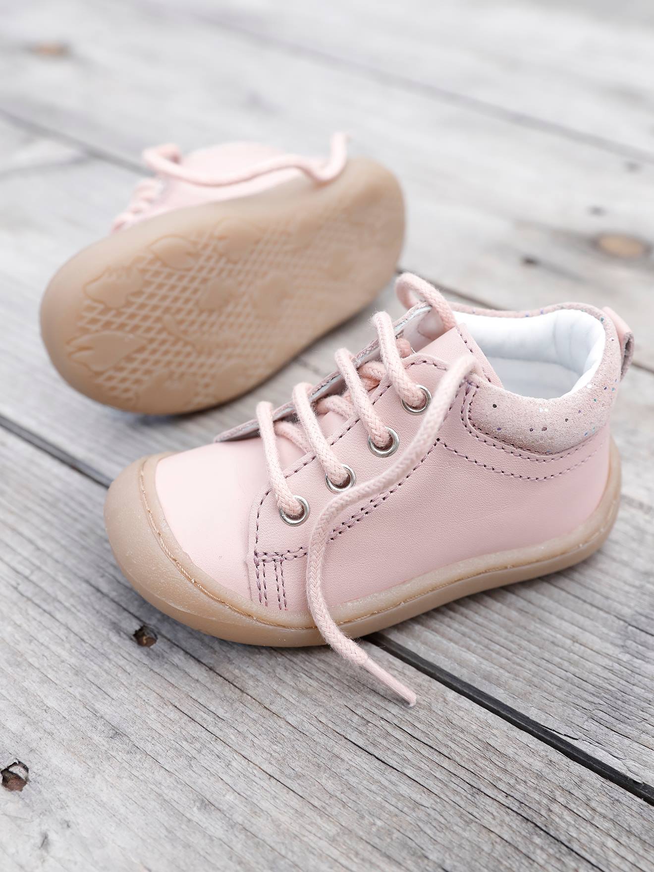 Bottillons cuir souple bébé fille 4 pattes rose clair
