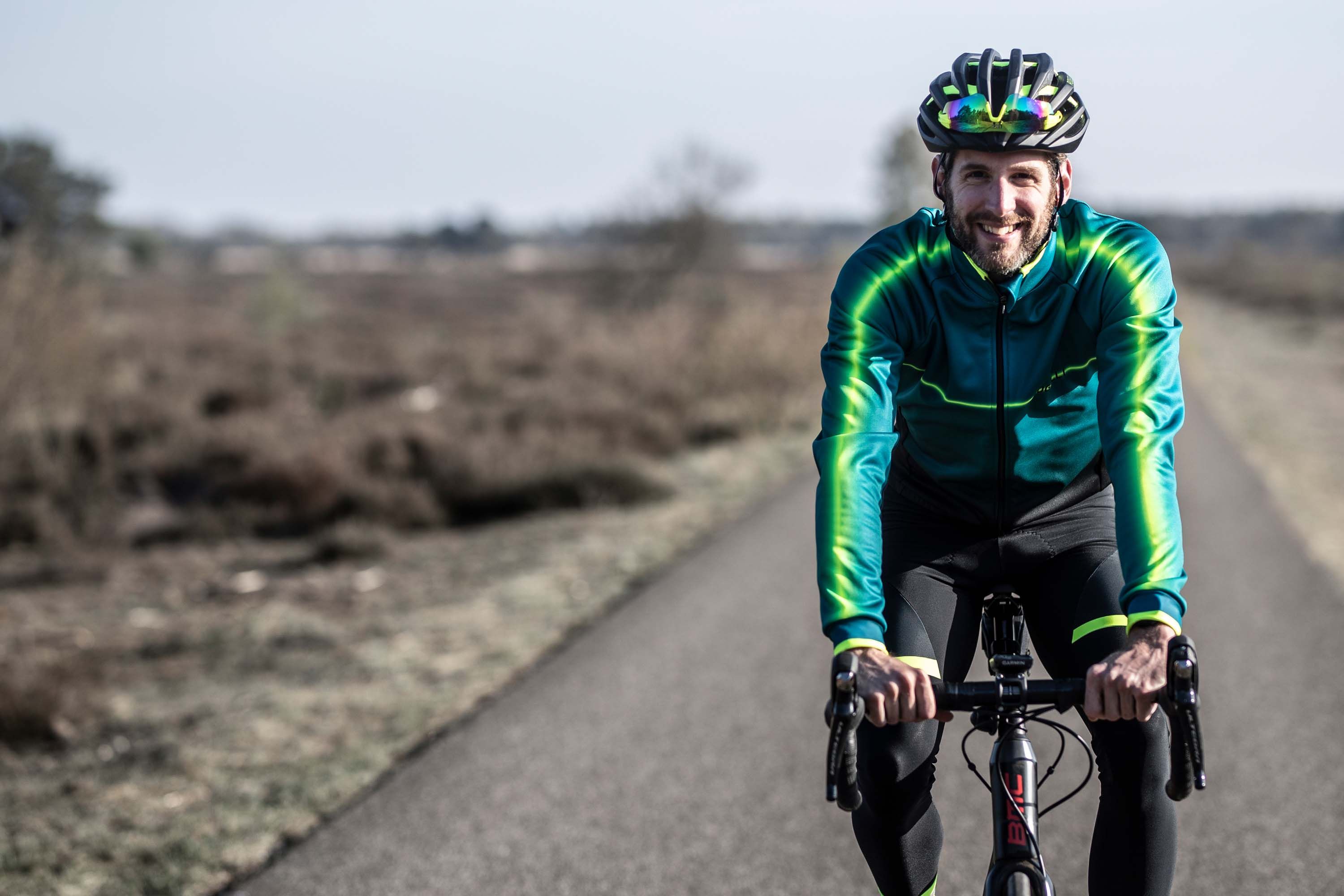 Rogelli Tecta Fluor Fahrradhelm
