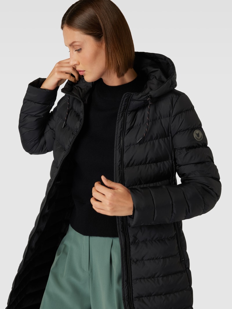Steppmantel mit Kapuze in schwarz