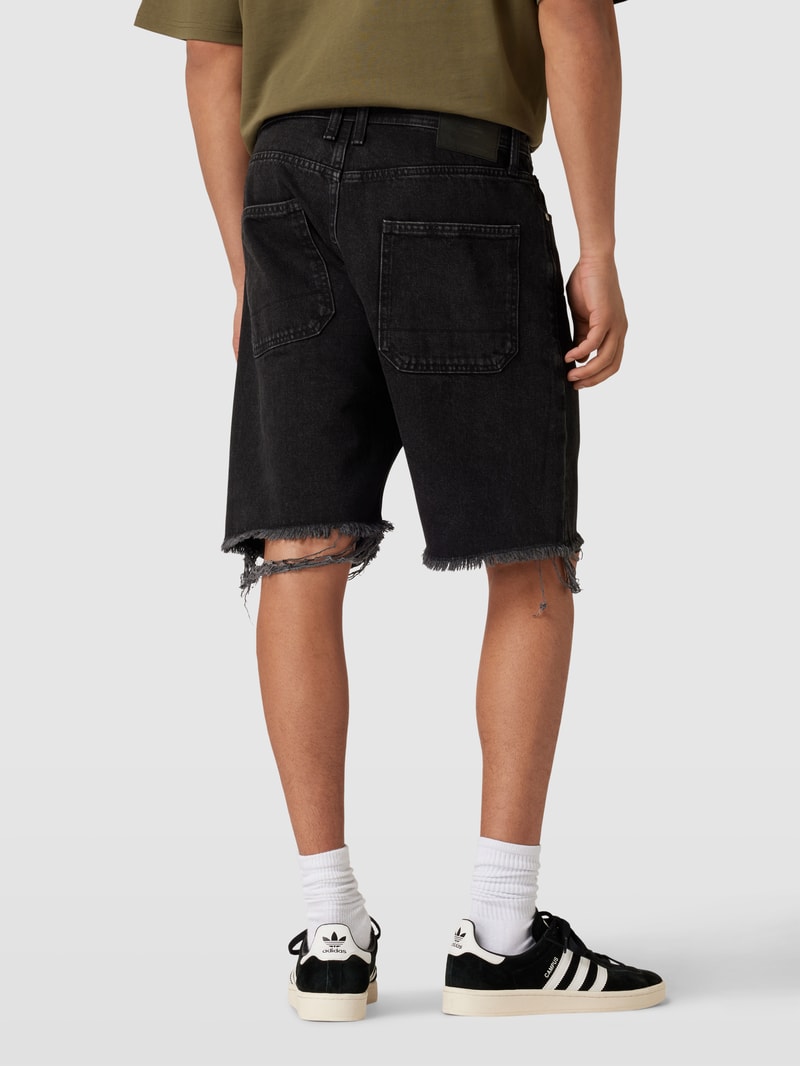 Bermudas mit aufgesetzten Taschen Modell 'TONY' in schwarz