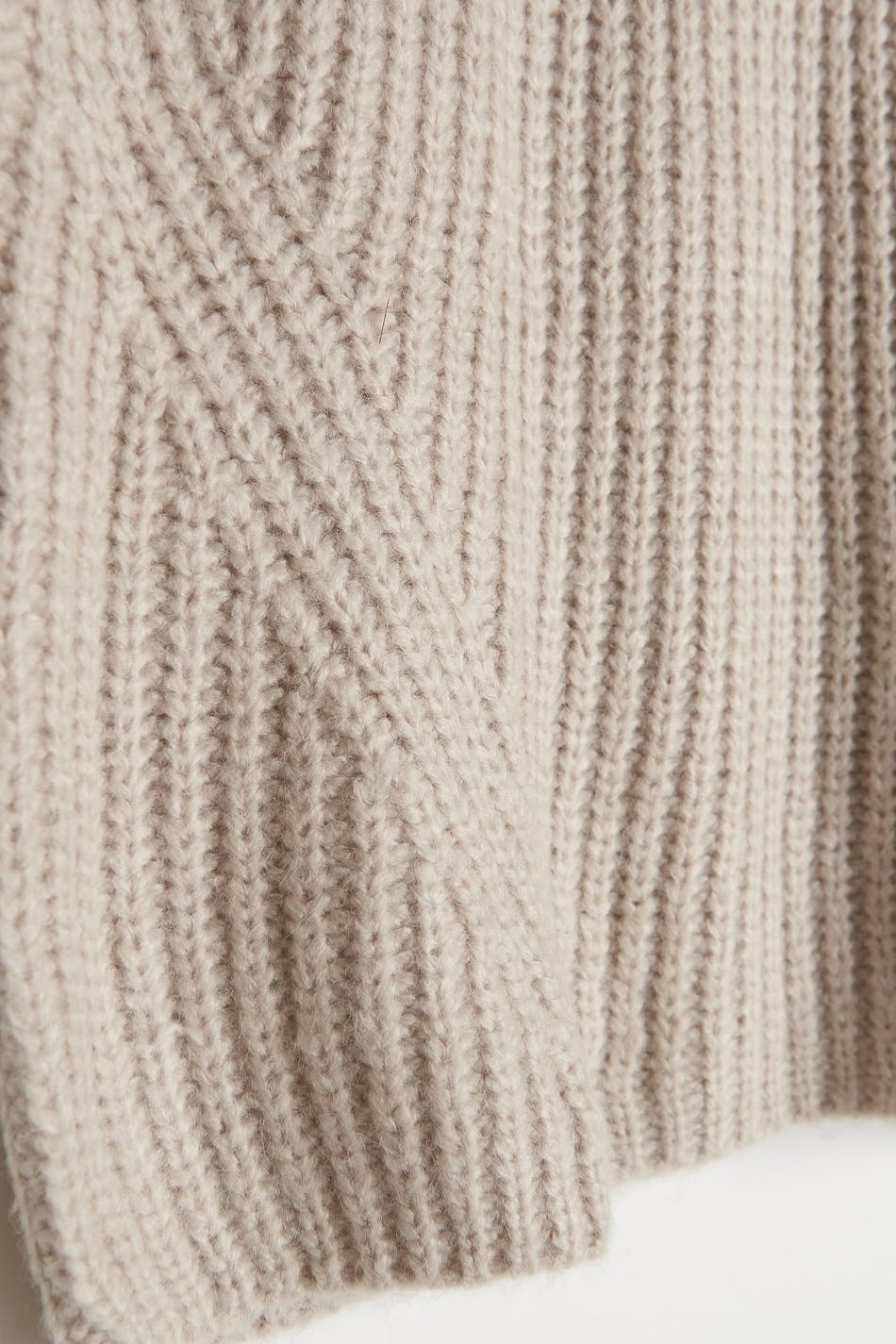 Mari knitted vest