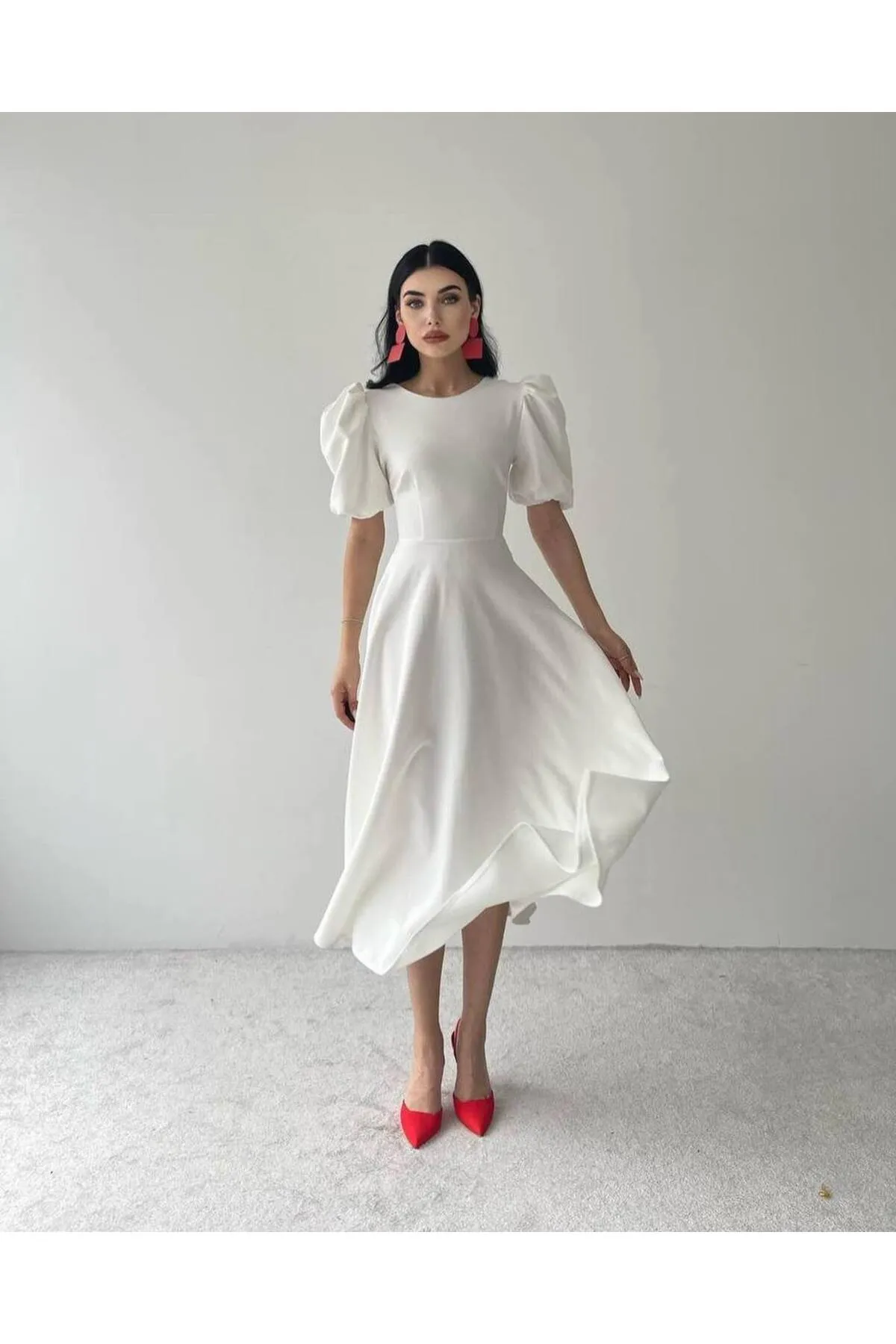 SONREİR  MIDIKLEID MIT WASSERMELONEN-ÄRMELENDETAIL