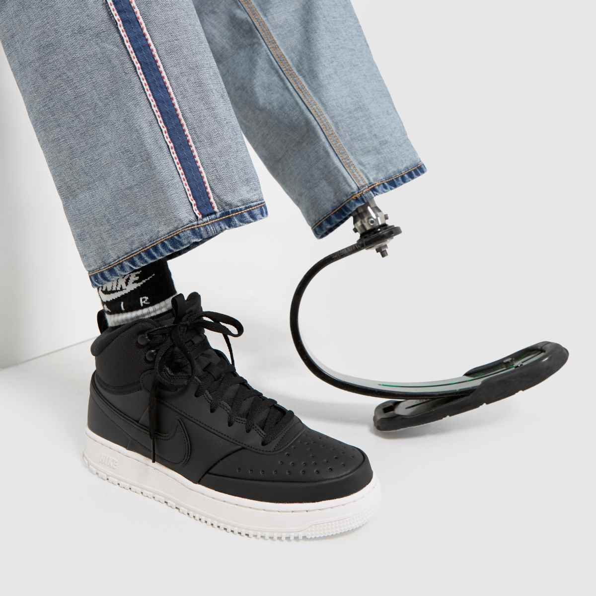 Nike Court Vision – Svarta och vita vinterskor