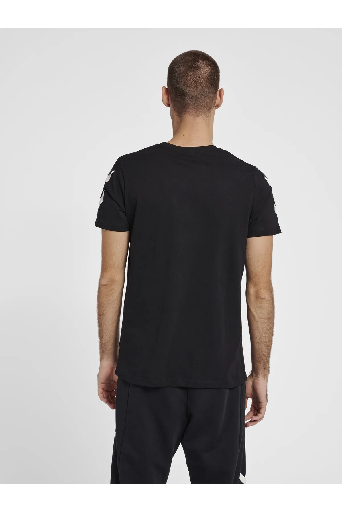 hummel  hmlLEGACY CHEVRON T-SHIRT