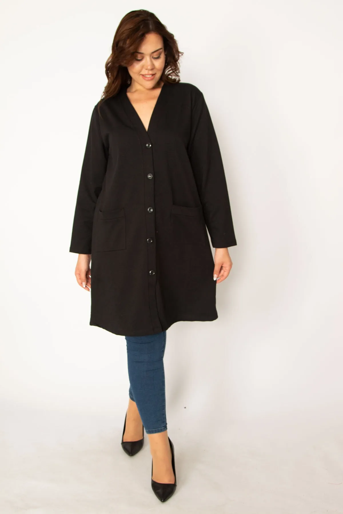 Şans  Damen-Jacke, groß, schwarz, vorne geknöpft, ungefütterte Tasche, 65n34077