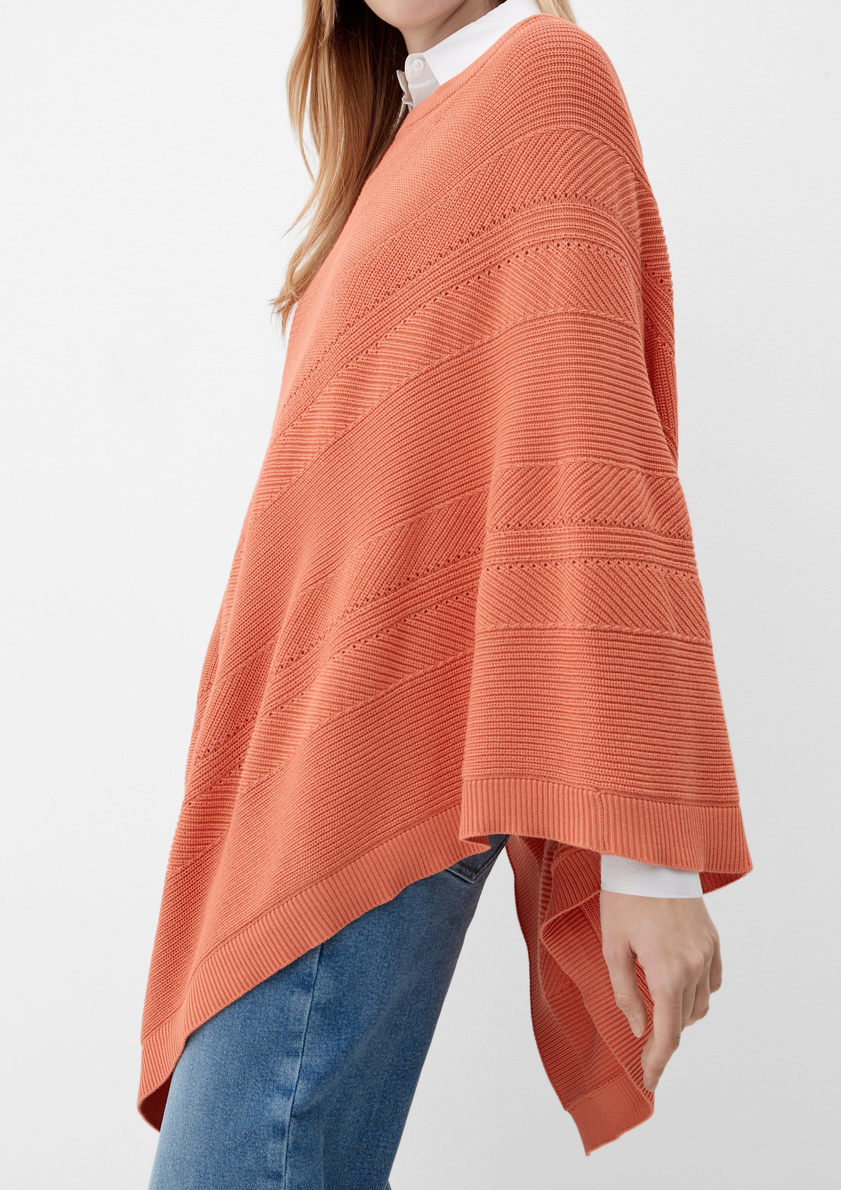 Strickponcho aus Viskosemix  2128002-2711