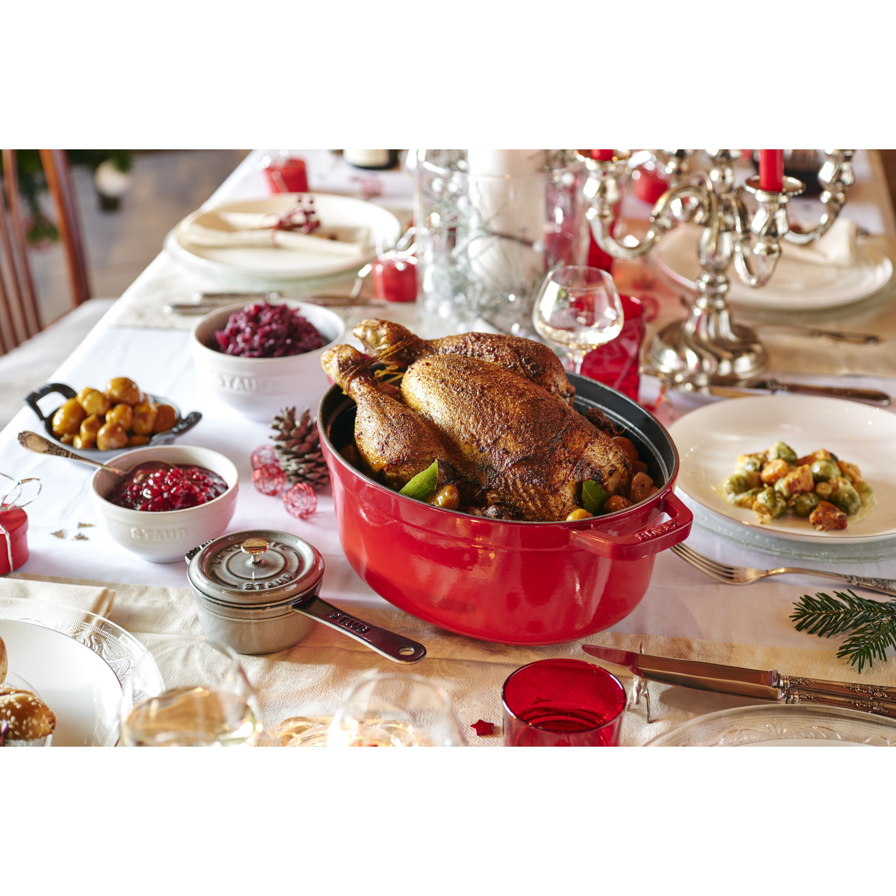 Cocotte 27 cm, oval, Kirsch-Rot, Gusseisen