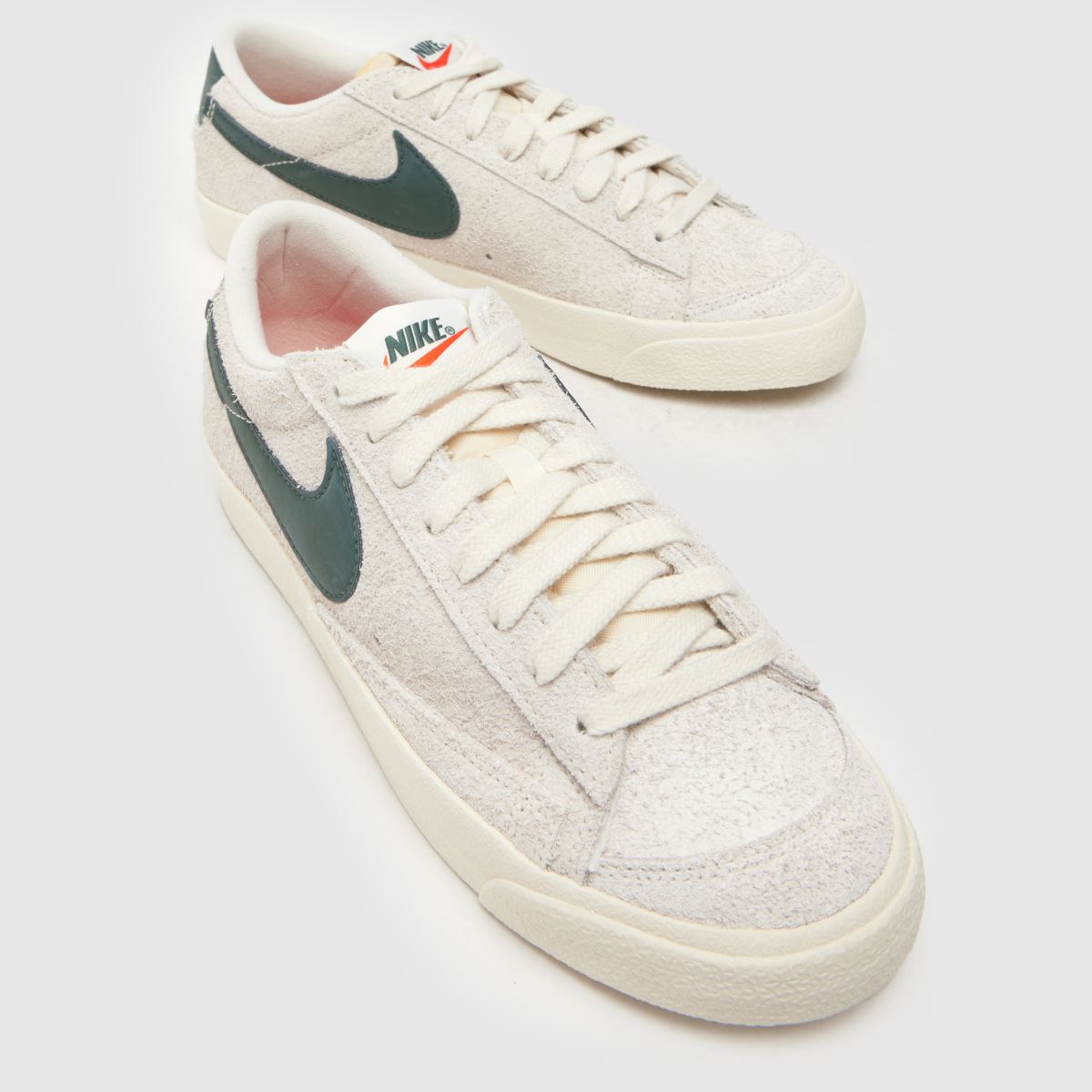 Nike Blazer Low 77 Vintage sportcipő világosszürke színben