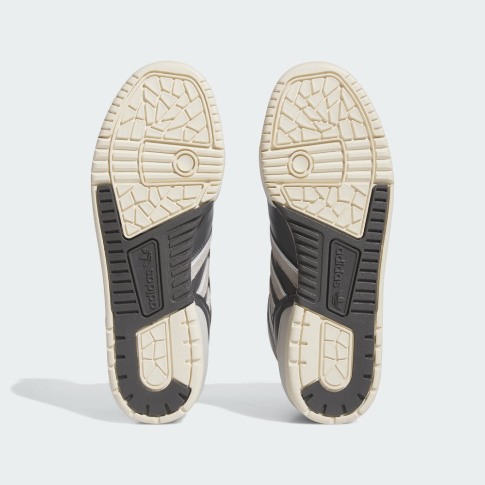 adidas Rivalry High Scratchy IE7565 / grau
