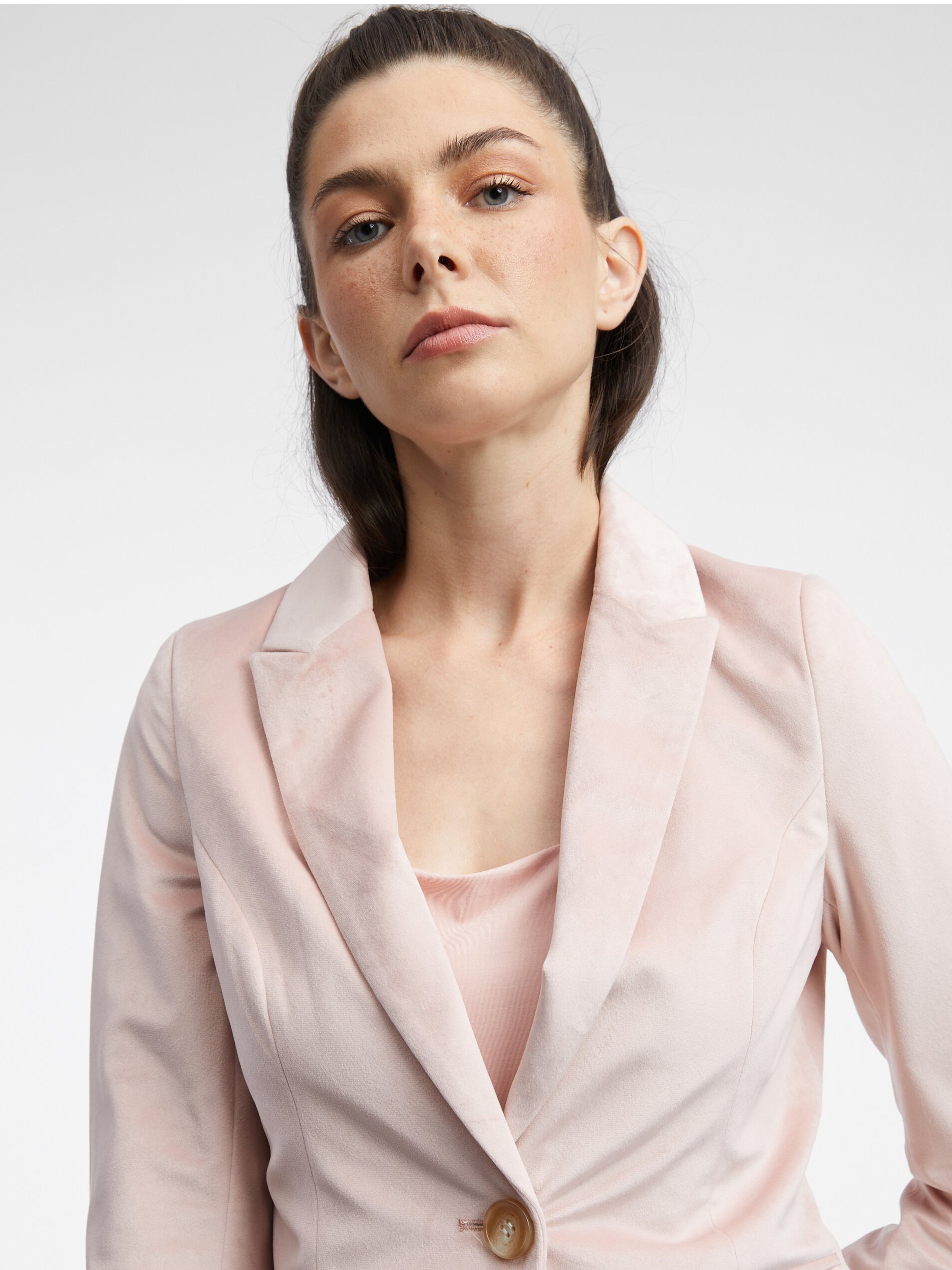 Hellrosa Damen-Samtjacke ORSAY