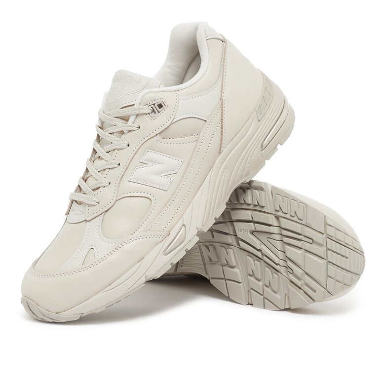 New Balance M991OW light grey