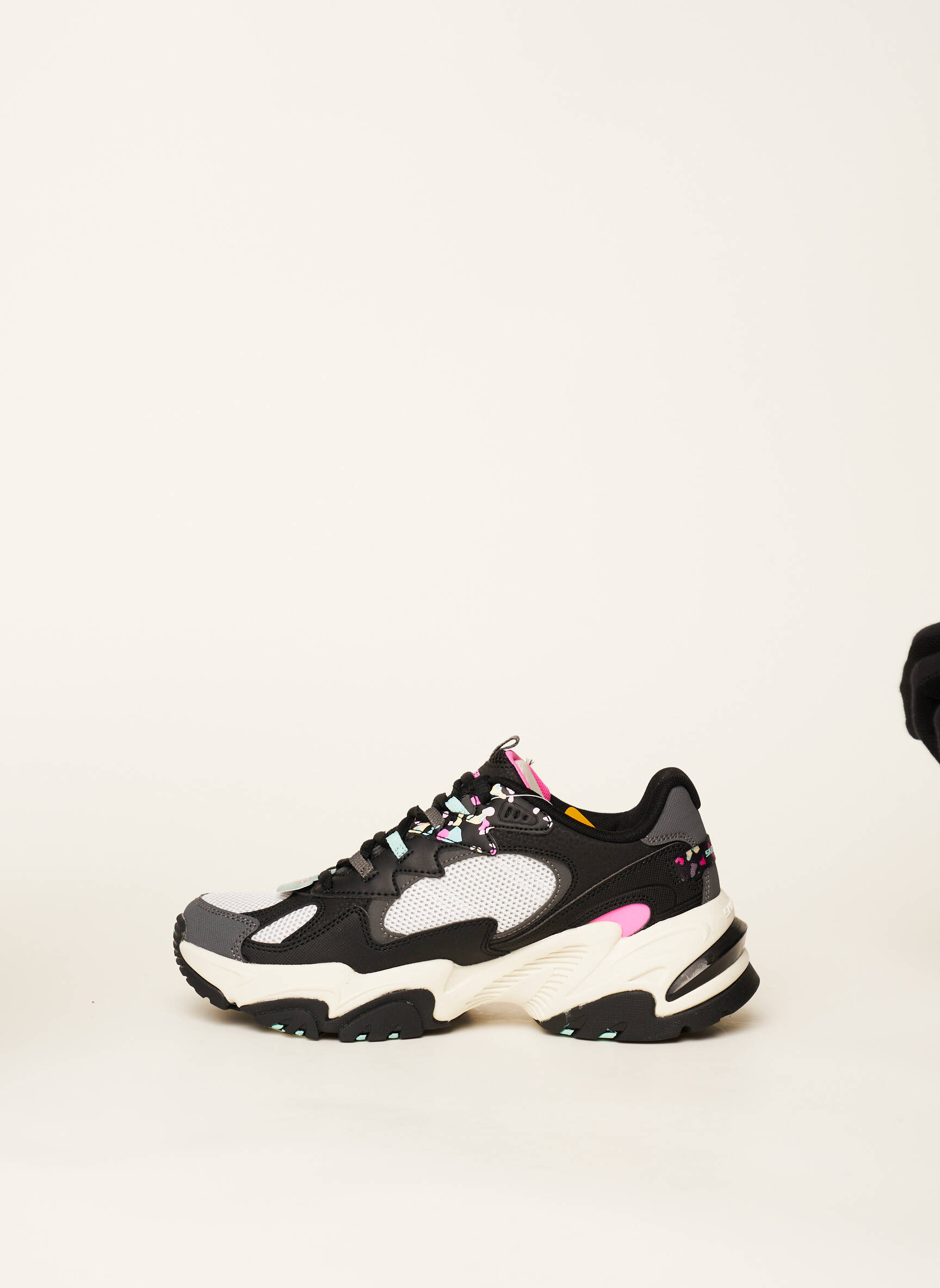 Skechers Baskets Femme couleur noir