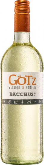 2022 Bacchus fruchtig halbtrocken 1,0 L - Familie Götz