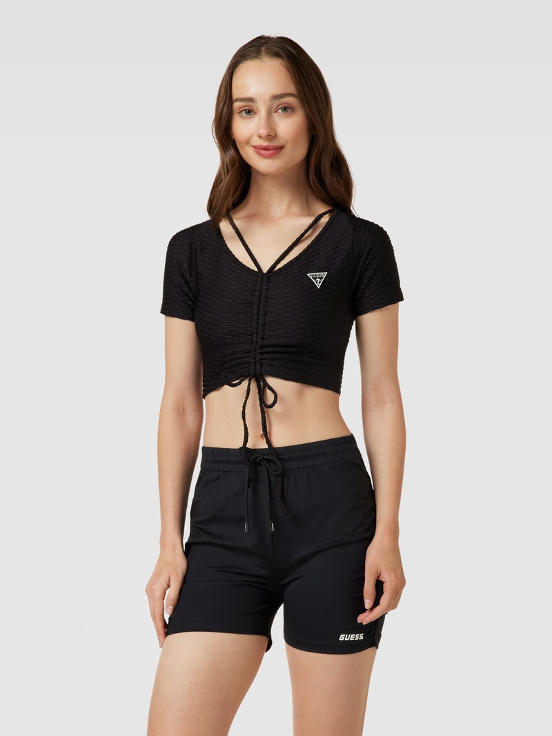 Crop Top mit Label-Detail Modell 'DELMA' in schwarz