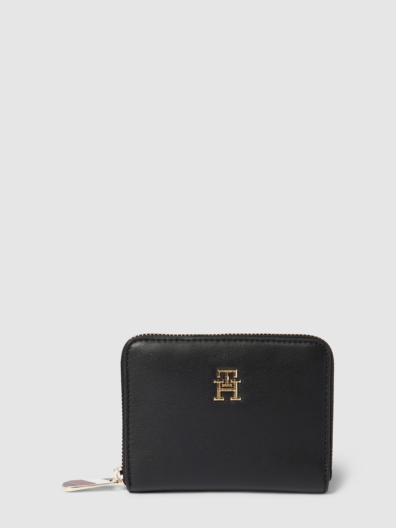 Portemonnaie mit Label-Detail Modell 'POPPY' in schwarz
