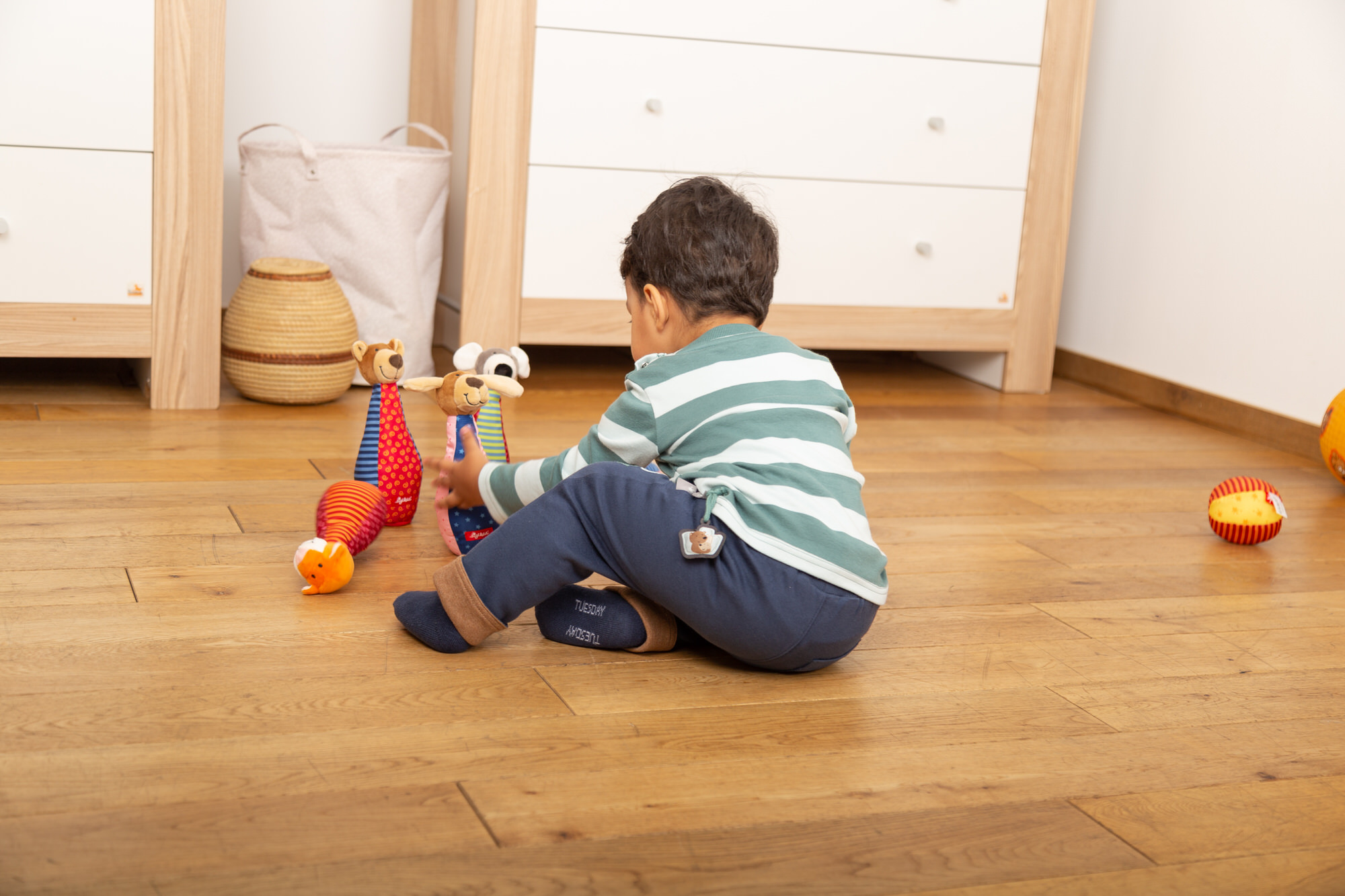 Kegelspiel für Kleinkinder