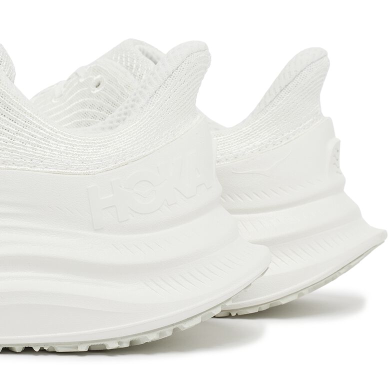 Hoka U Thoughtful Creation undyed