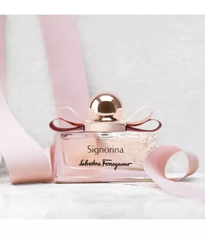 SIGNORINA Eau de Parfum