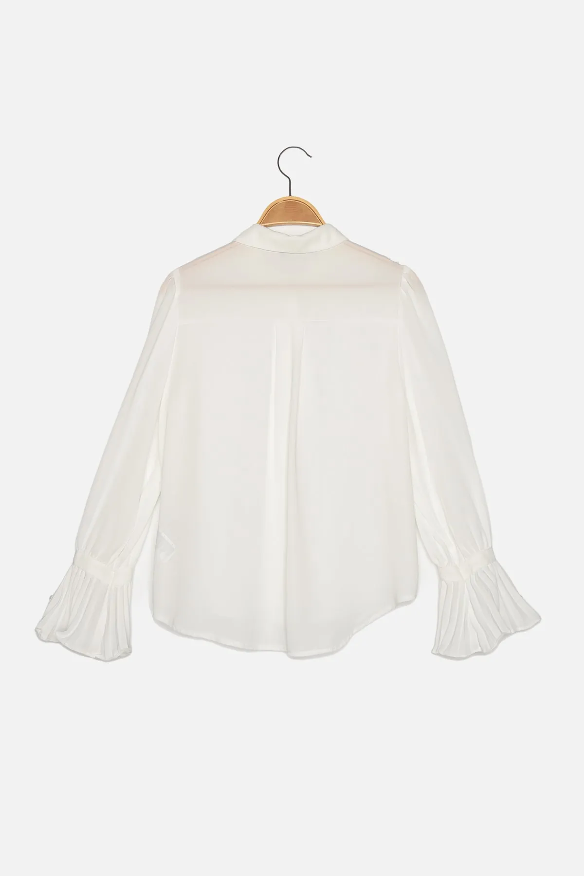 Trendyol Collection  Gewebtes Hemd mit spanischen Ärmeln - Ecru, Regular Fit TWOAW22GO0487