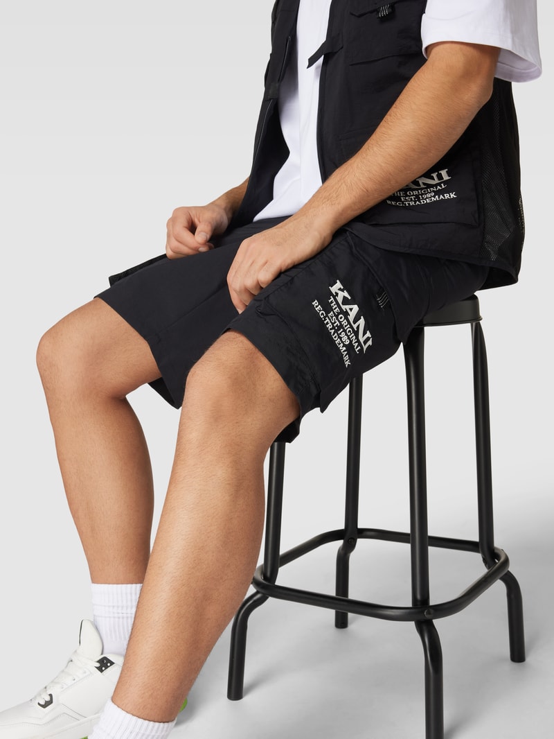 Shorts mit Cargotaschen - P&C x Karl Kani in schwarz
