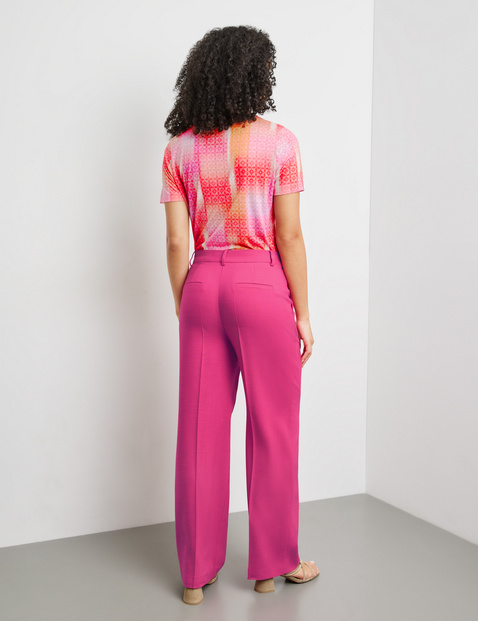 Elegante Hose mit Bügelfalten
