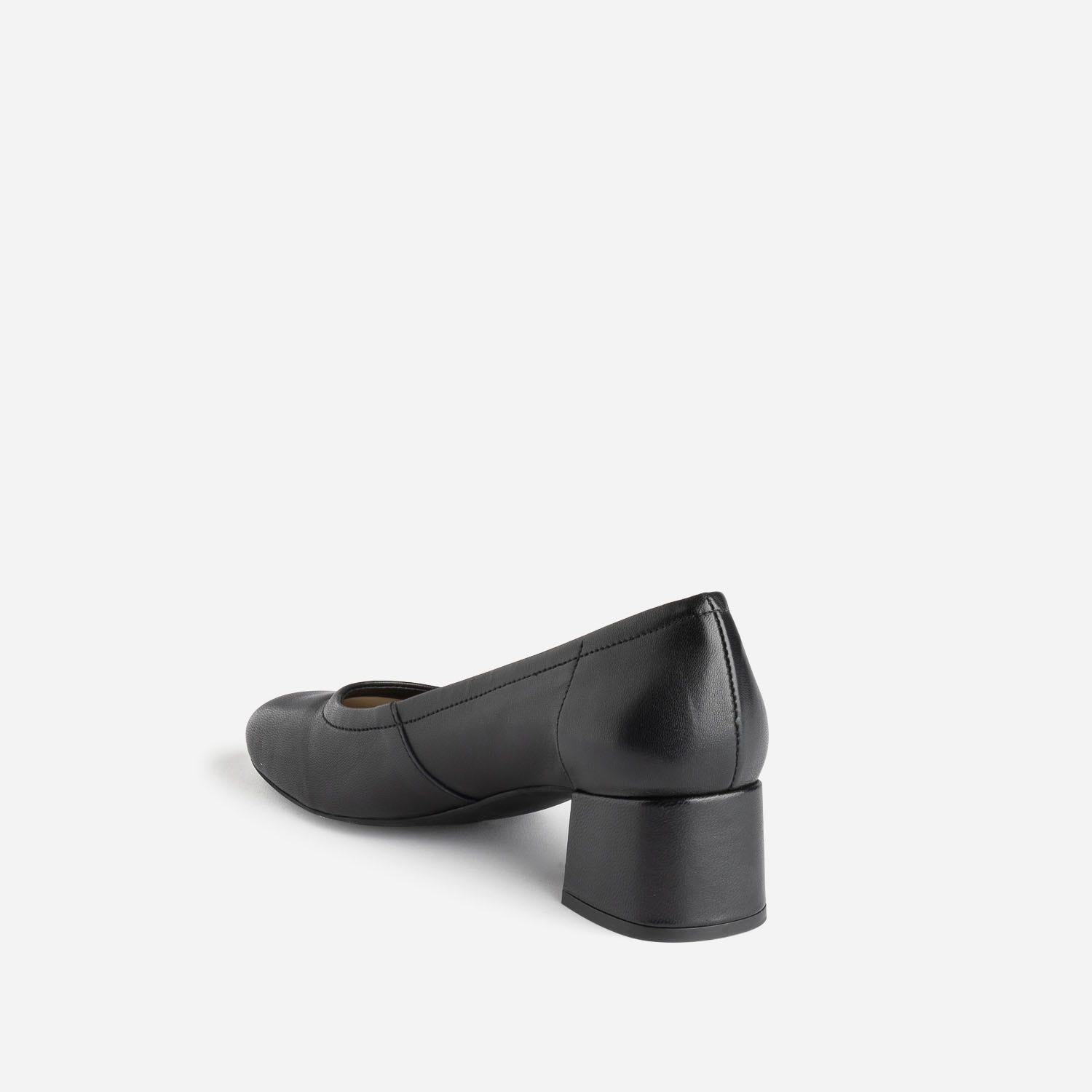 Escarpin noir en cuir