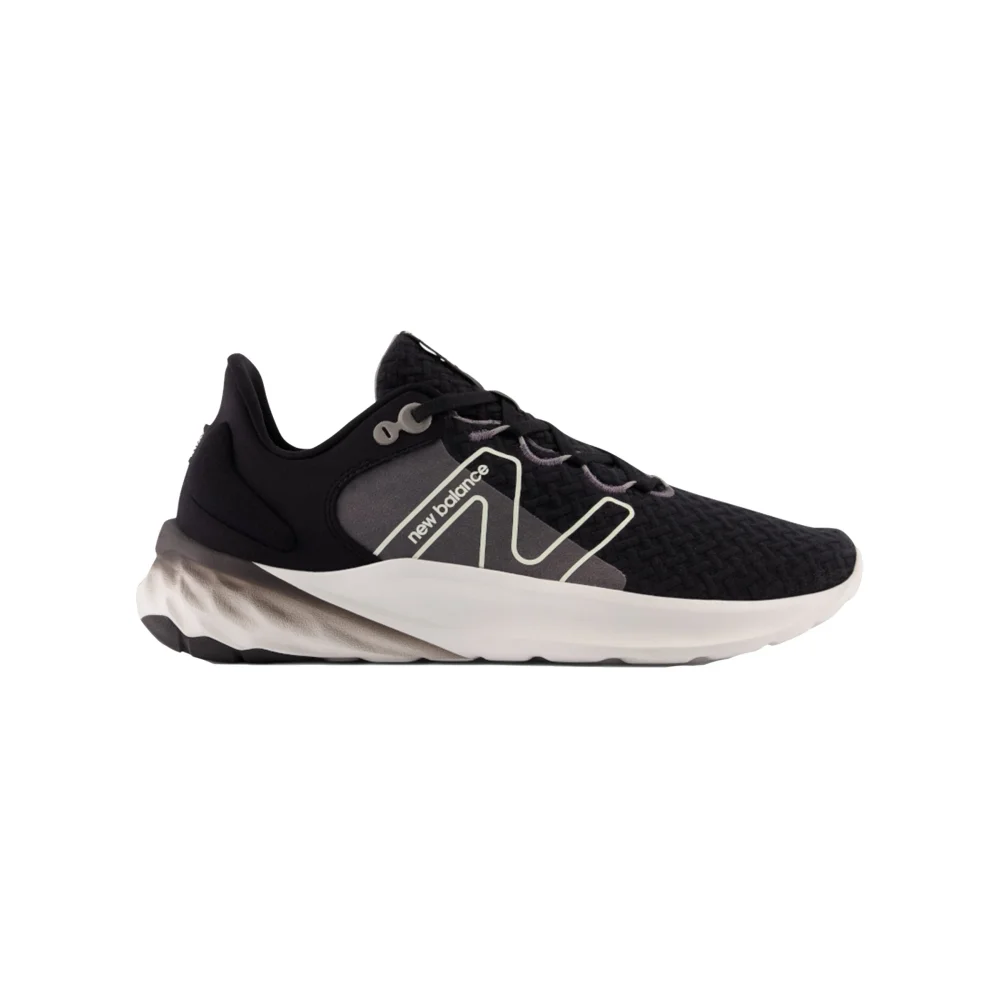 New Balance Fresh Foam Roav v2 MROAVHK2 / schwarz