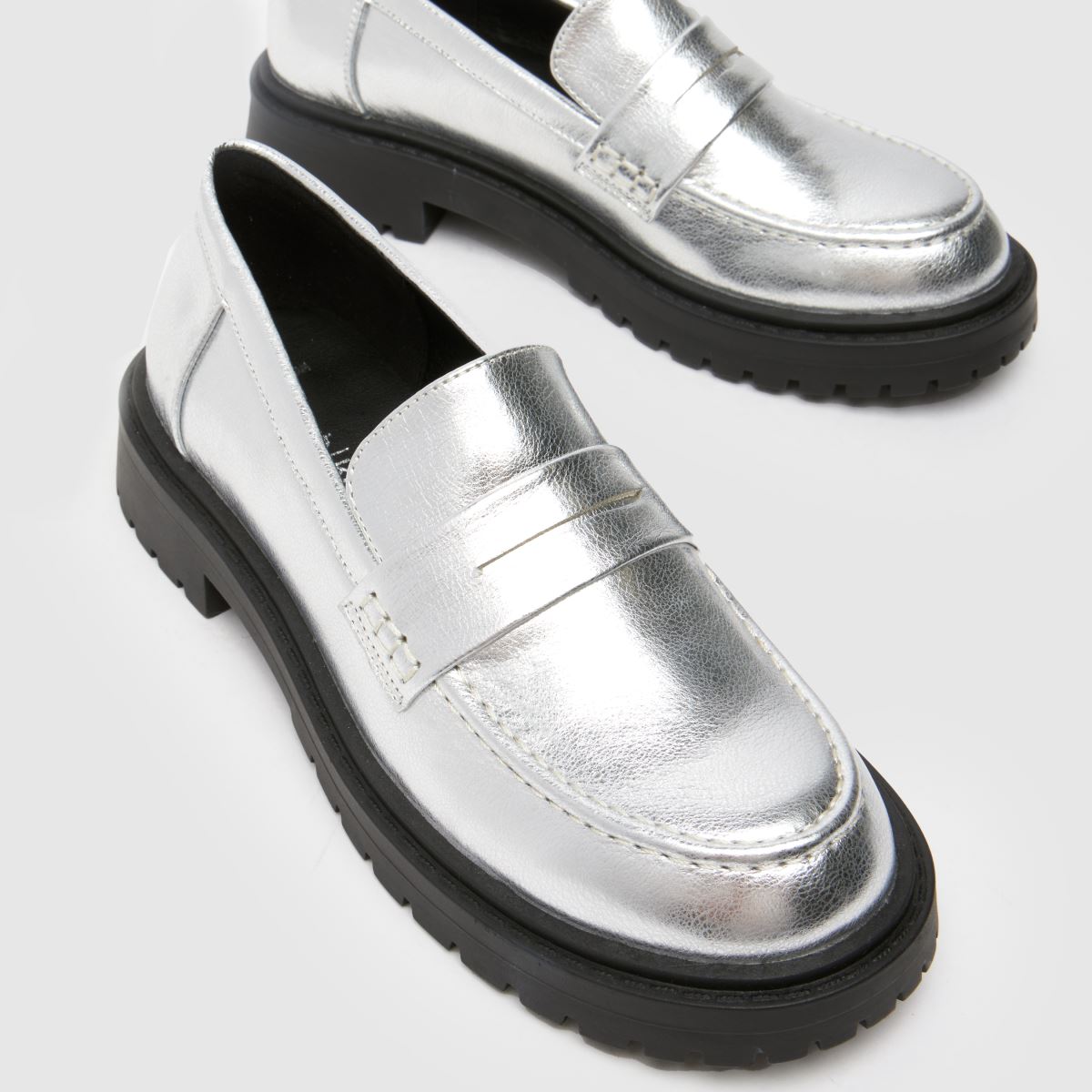 Schuh silverfärgade Lainey loafers flickor ungdomsskor