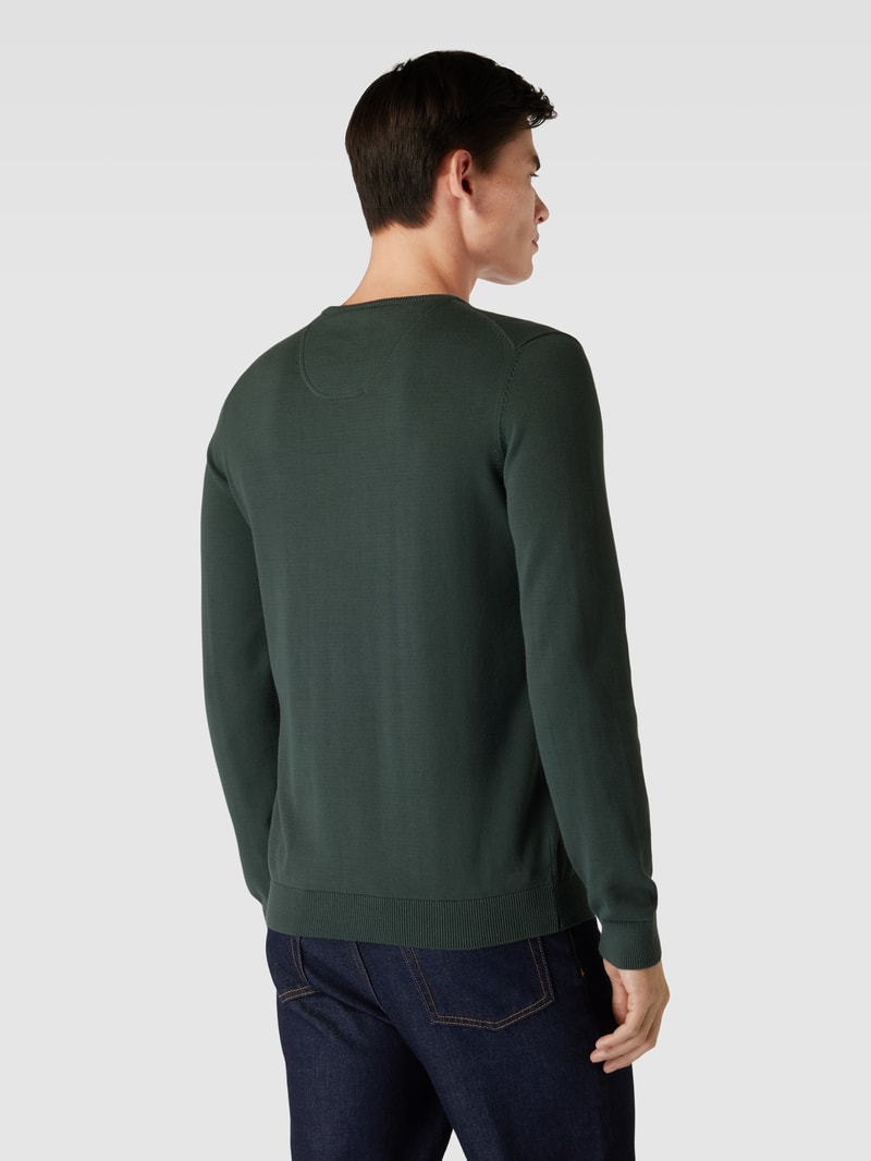 Strickpullover mit Label-Stitching Modell 'BASIC' in olivgrün