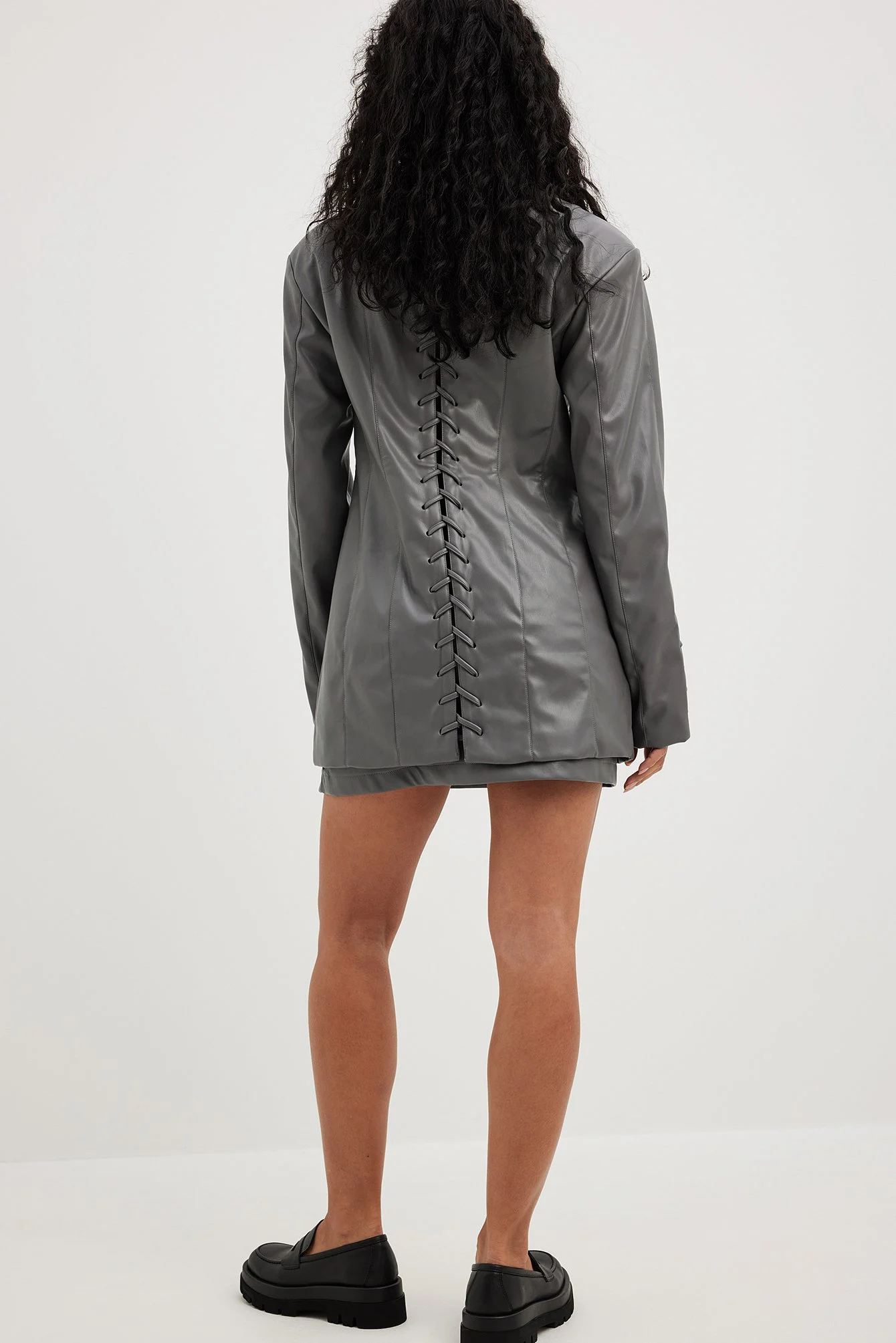 PU-Blazer mit Spitzendetails