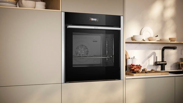 NEFF Einbaubackofen N 70 B54CR31N0, mit Teleskopauszug nachrüstbar, Hydrolyse, voll versenkbare Ofentür dank Slide & Hide®