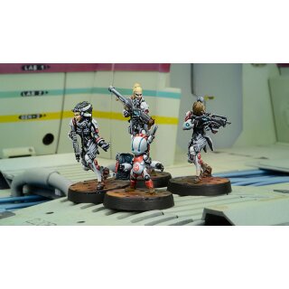 Nomads Riot Girls (Combi Rifle/Missle Launcher /Boarding Shotgun)