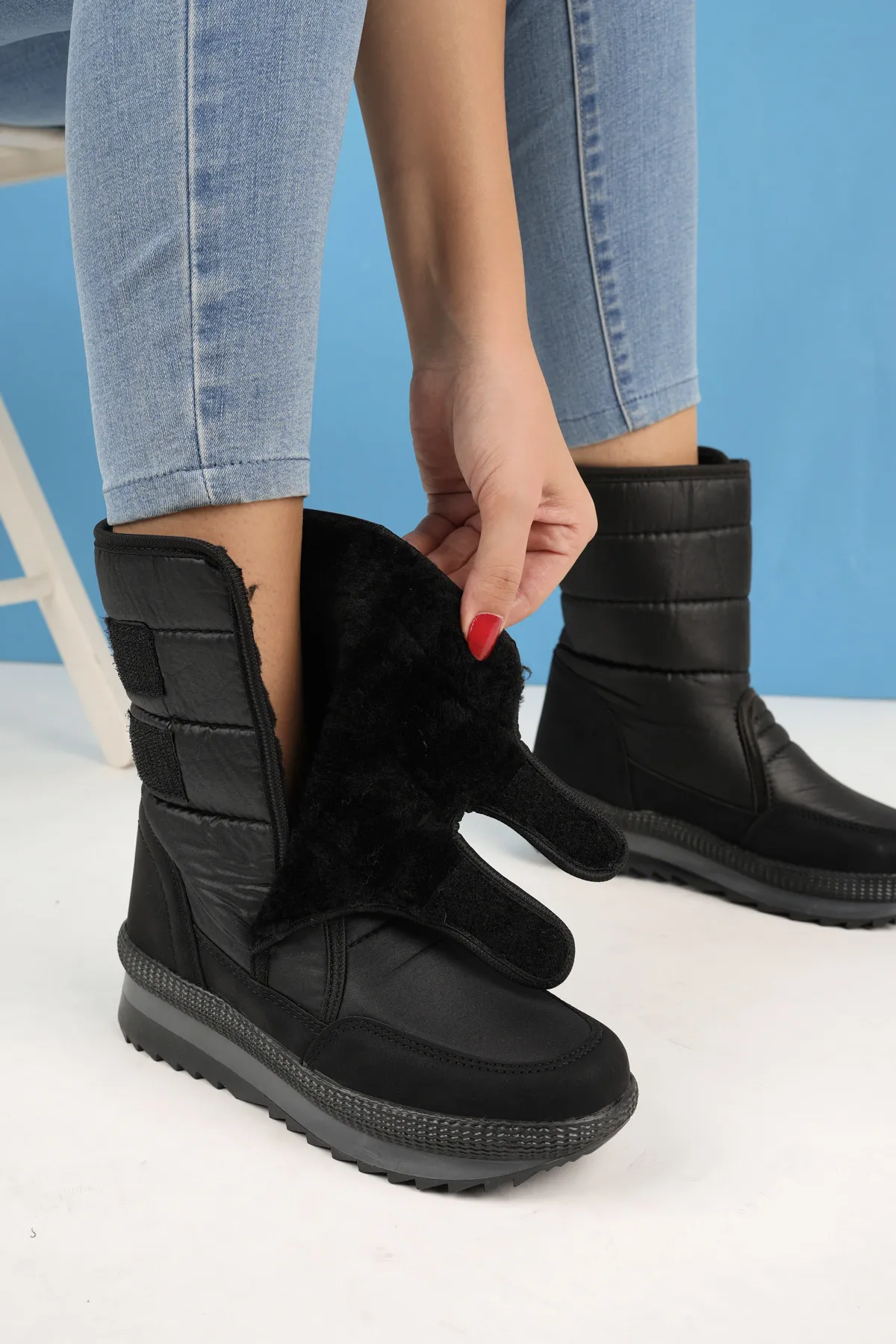 MUGGO  Felya Pelzige Regen- und Schneestiefel für Damen mit Klettverschluss