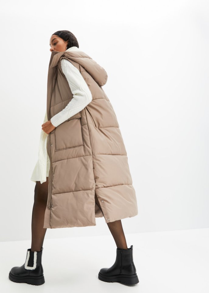 Wattierte Steppweste aus recyceltem Polyester mit abnehmbarer Kapuze