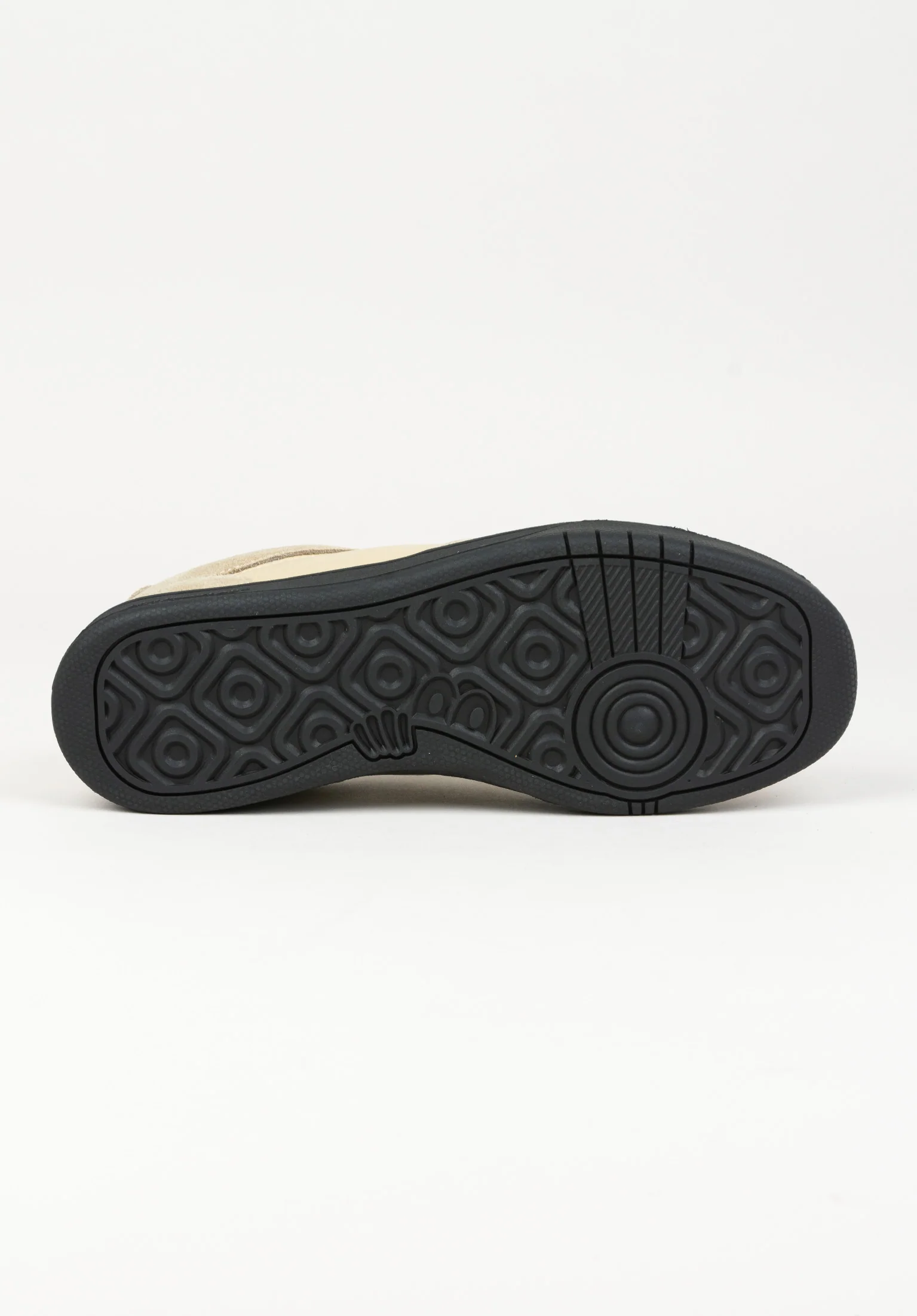 CM001 Low Suede