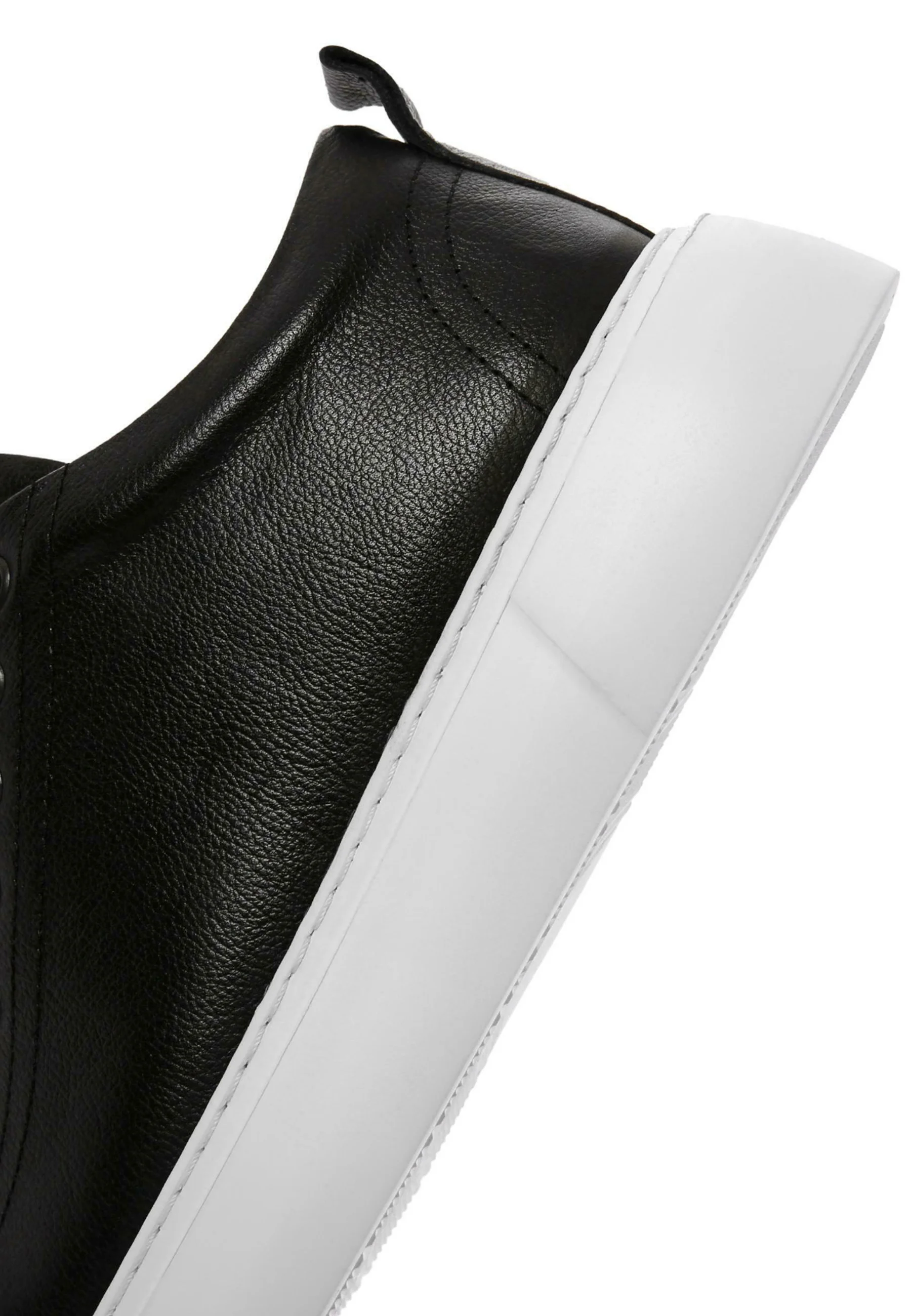 Zapatillas bajas Derimod