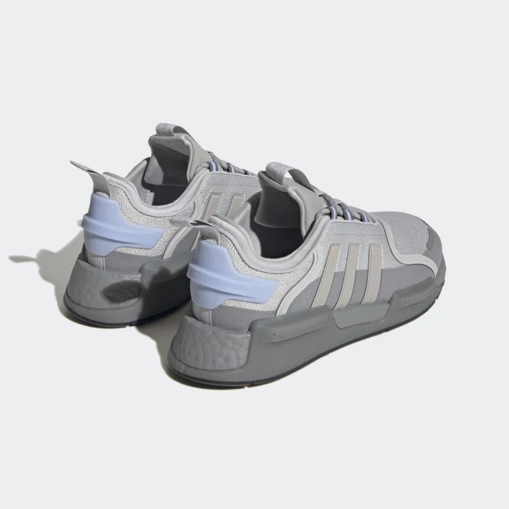 adidas NMD R1 V3 HQ4277 / grau