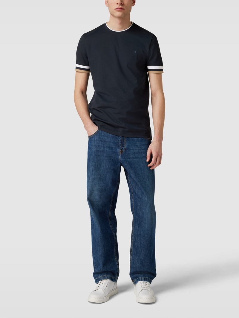 T-Shirt mit Kontraststreifen in marineblau