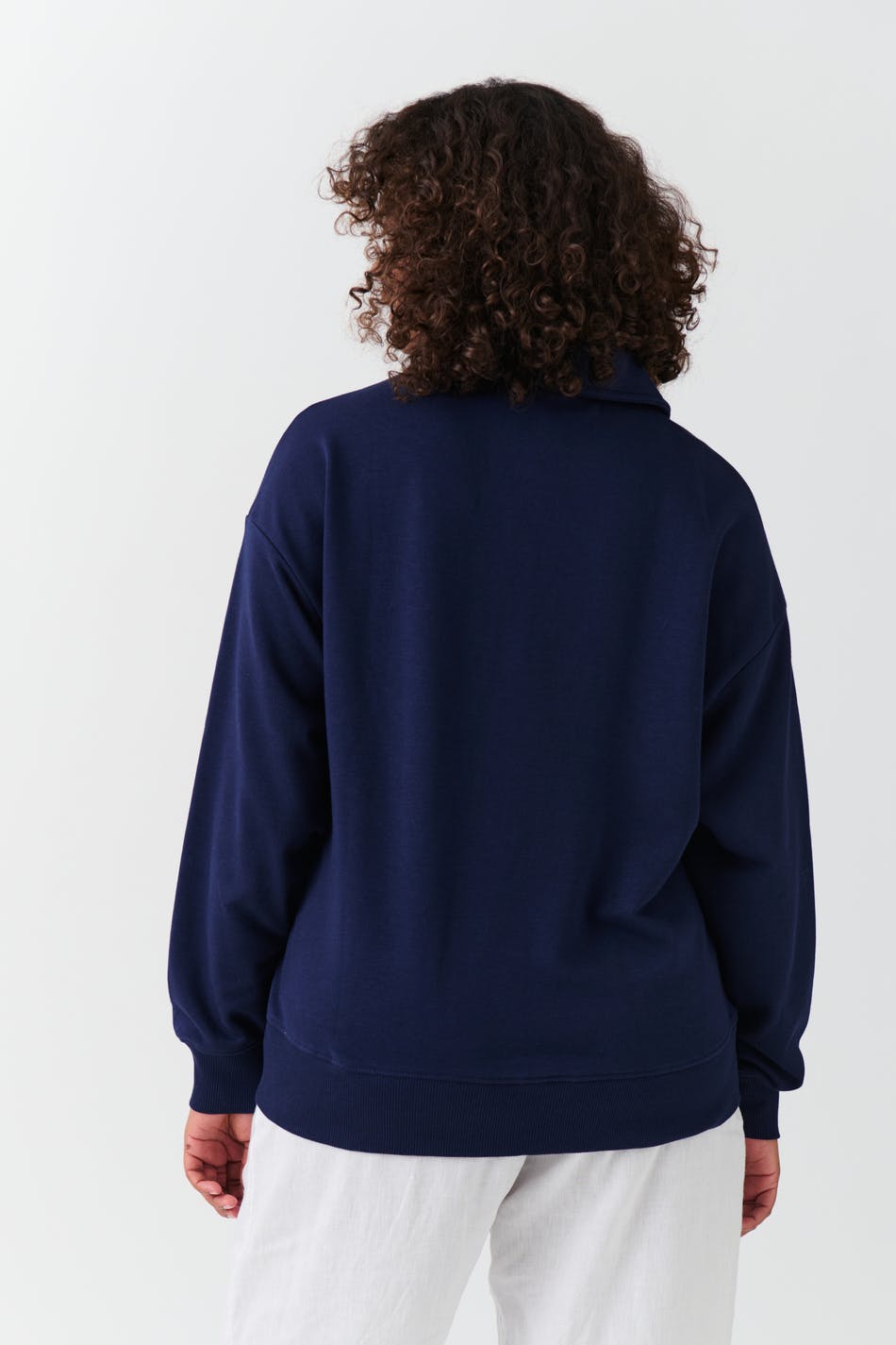 Collar sweater
