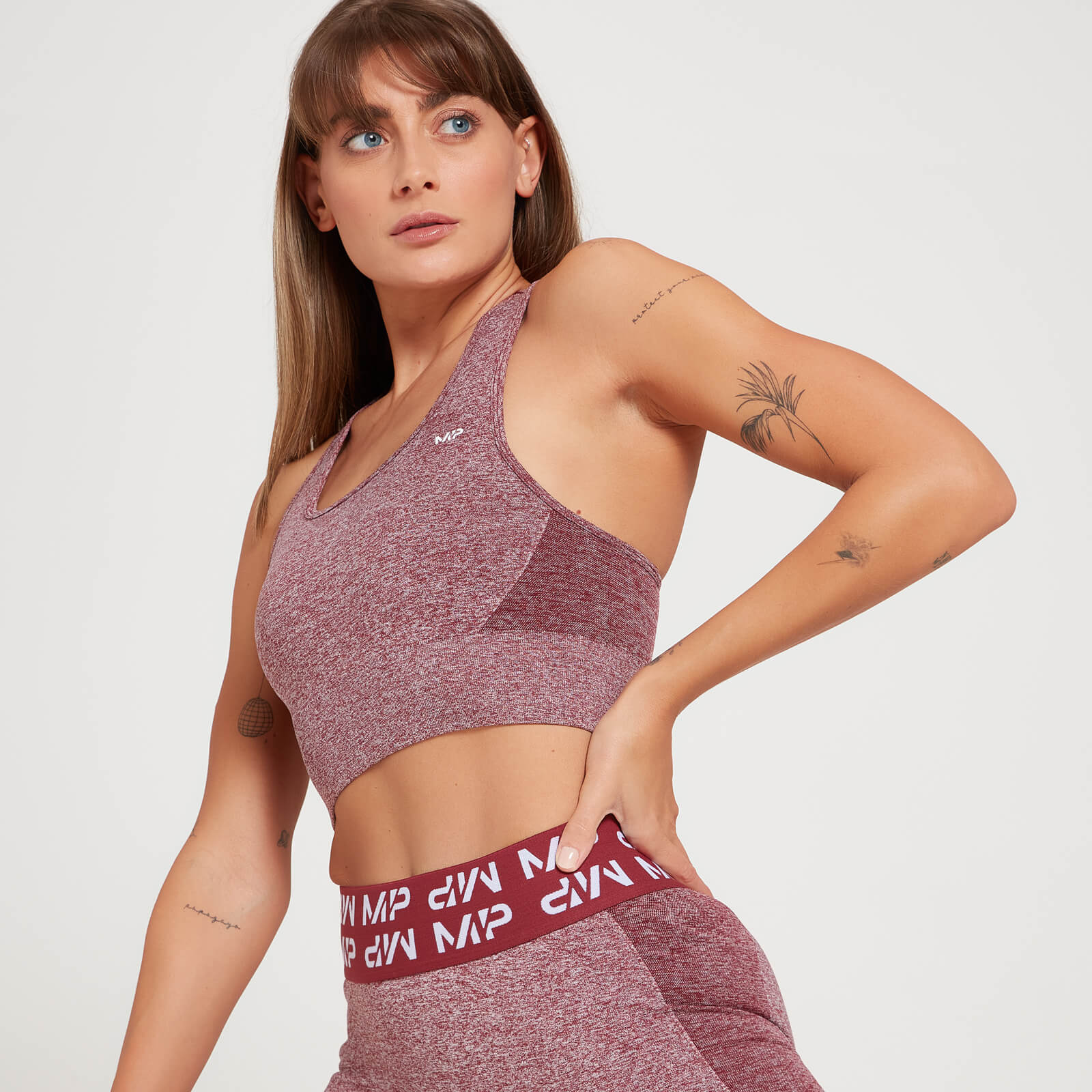Brassière de sport MP Curve pour femmes – Cerise noire