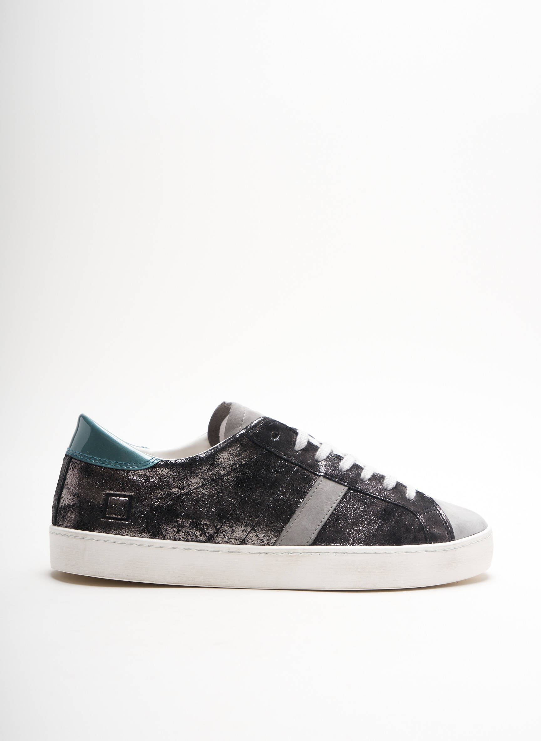 Date Baskets Femme couleur gris