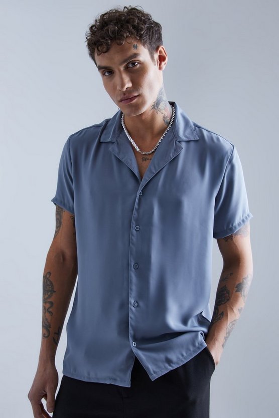 Kurzärmliges Hemd in Satinoptik